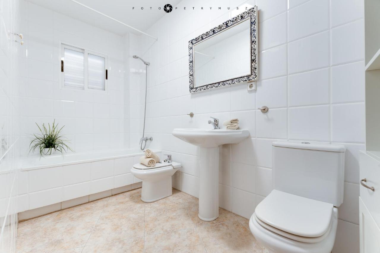San Cristobal Apartment - Alicante City Center ภายนอก รูปภาพ