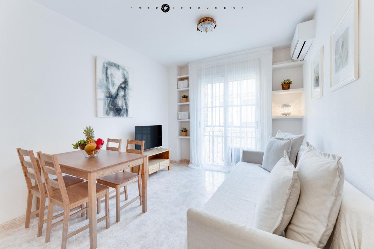San Cristobal Apartment - Alicante City Center ภายนอก รูปภาพ